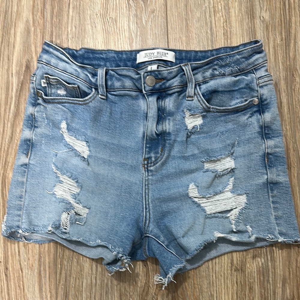Judy Blue Women's Distressed Denim Shorts - Blue